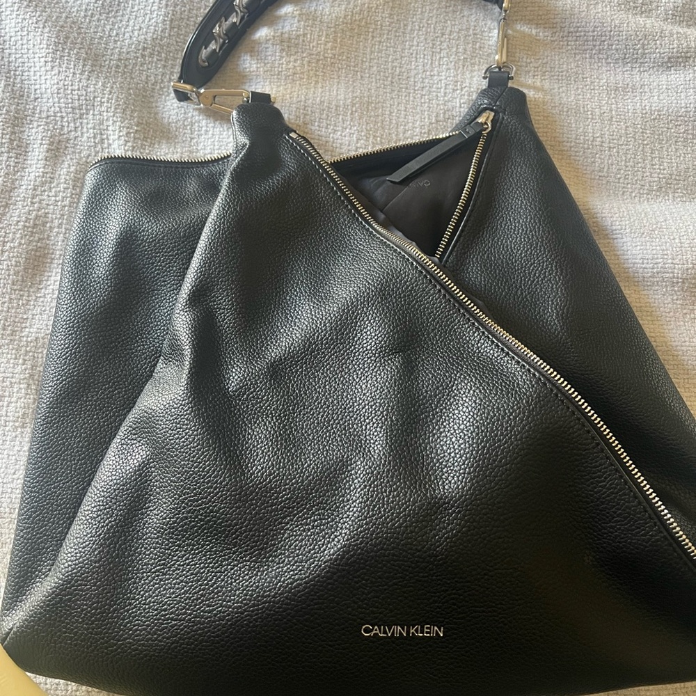 Calvin Klein Black Leather Shoulder Bag